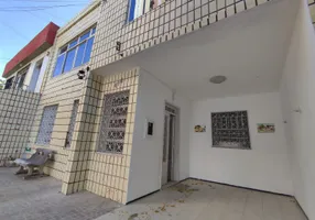 Foto 1 de Casa com 6 Quartos à venda, 217m² em Fátima, Fortaleza