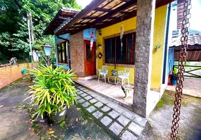 Foto 1 de Casa de Condomínio com 3 Quartos à venda, 174m² em Limoeiro, Guapimirim