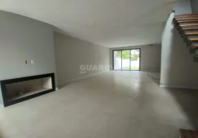 Foto 1 de Casa com 3 Quartos para alugar, 190m² em Ipanema, Porto Alegre