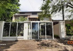 Foto 1 de Casa com 6 Quartos para alugar, 400m² em Teresópolis, Porto Alegre