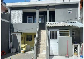 Foto 1 de Casa com 2 Quartos para alugar, 60m² em Novo Osasco, Osasco
