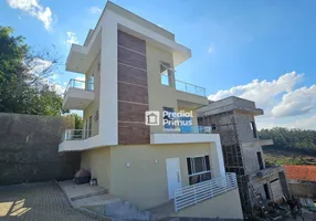 Foto 1 de Casa de Condomínio com 3 Quartos à venda, 152m² em Varginha, Nova Friburgo