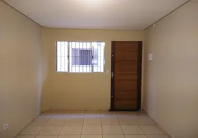 Foto 1 de Casa com 2 Quartos para alugar, 85m² em Jardim Nascente, Itaquaquecetuba