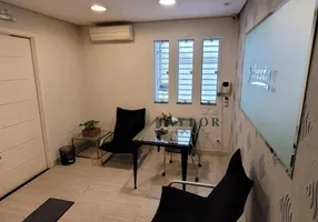 Foto 1 de Casa com 6 Quartos para venda ou aluguel, 280m² em Vila Mariana, São Paulo