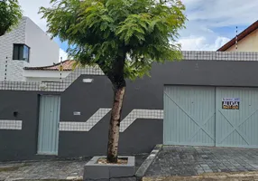 Foto 1 de Casa com 3 Quartos para alugar, 220m² em Lagoa Nova, Natal