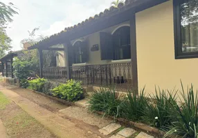 Foto 1 de Casa de Condomínio com 4 Quartos para venda ou aluguel, 200m² em Pedro do Rio, Petrópolis