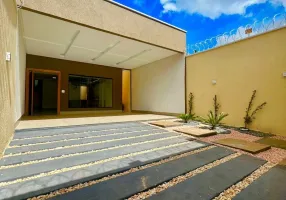 Foto 1 de Casa com 3 Quartos à venda, 137m² em Jardim Fonte Nova, Goiânia