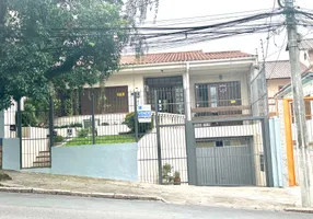 Foto 1 de Casa com 5 Quartos à venda, 296m² em Vila Ipiranga, Porto Alegre