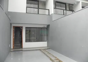 Foto 1 de Casa com 3 Quartos à venda, 91m² em Caiçaras, Belo Horizonte