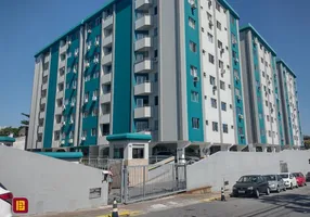 Foto 1 de Apartamento com 3 Quartos à venda, 72m² em Barreiros, São José