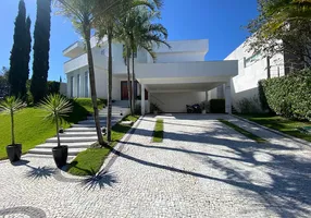 Foto 1 de Casa de Condomínio com 4 Quartos à venda, 700m² em Residencial Alphaville Flamboyant, Goiânia