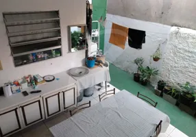 Foto 1 de Casa com 2 Quartos à venda, 90m² em Vila Nivi, São Paulo