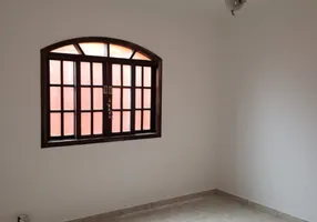 Foto 1 de Casa com 4 Quartos à venda, 232m² em Santo Antônio, Osasco