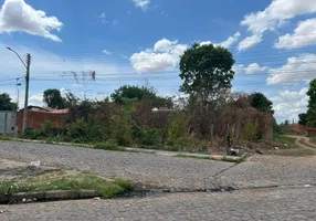 Foto 1 de Lote/Terreno à venda, 300m² em Satélite, Teresina