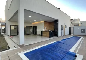 Foto 1 de Casa de Condomínio com 4 Quartos à venda, 270m² em Alphaville Flamboyant Residencial Araguaia, Goiânia