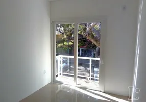 Foto 1 de Casa com 3 Quartos à venda, 159m² em Guarujá, Porto Alegre