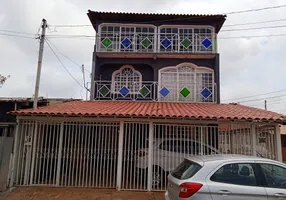 Foto 1 de Sobrado com 4 Quartos à venda, 336m² em Samambaia Sul, Brasília