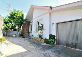 Foto 1 de Casa com 4 Quartos à venda, 160m² em Glória, Porto Alegre