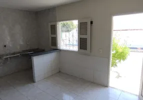 Foto 1 de Apartamento com 2 Quartos para alugar, 30m² em Manuel Sátiro, Fortaleza