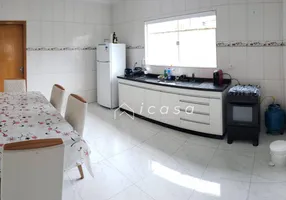 Foto 1 de Sobrado com 5 Quartos à venda, 159m² em Itaguá, Ubatuba