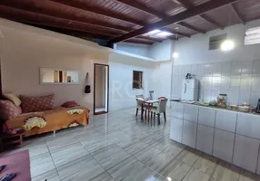 Foto 1 de Casa com 2 Quartos à venda, 156m² em Campo Novo, Porto Alegre
