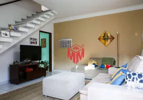 Foto 1 de Sobrado com 3 Quartos à venda, 182m² em Vila Curuçá, Santo André