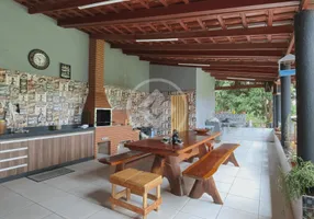 Foto 1 de Casa com 3 Quartos à venda, 285m² em Setor Central, Guapó