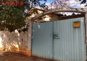 Foto 1 de Casa com 3 Quartos à venda, 600m² em Leonor, Londrina