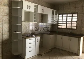 Foto 1 de Casa com 3 Quartos à venda, 106m² em Santa Rosa, Uberlândia