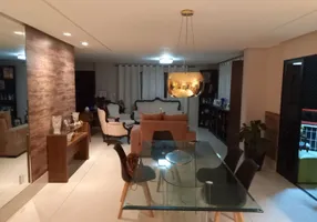 Foto 1 de Apartamento com 4 Quartos à venda, 315m² em Candelária, Natal