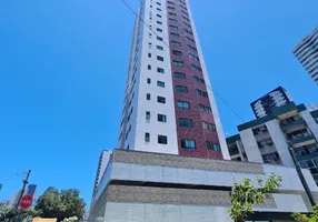 Foto 1 de Apartamento com 2 Quartos à venda, 47m² em Madalena, Recife