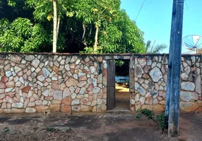 Foto 1 de Casa com 2 Quartos à venda, 70m² em Vila Olegario Pinto, Caldas Novas