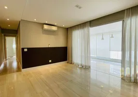 Foto 1 de Apartamento com 4 Quartos para alugar, 134m² em Santo Amaro, São Paulo