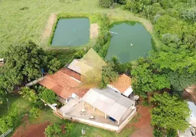 Foto 1 de Fazenda/Sítio com 3 Quartos à venda, 968m² em , Juscimeira