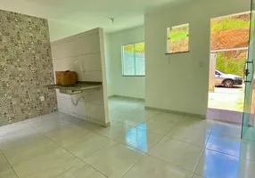 Foto 1 de Casa com 2 Quartos à venda, 90m² em Engenheiro Rocha Freire, Nova Iguaçu