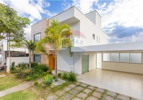 Foto 1 de Casa de Condomínio com 3 Quartos à venda, 360m² em São Pedro, Juiz de Fora