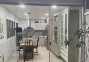 Foto 1 de Casa com 3 Quartos à venda, 200m² em Boa Viagem, Recife