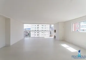 Foto 1 de Apartamento com 3 Quartos à venda, 139m² em Centro, Balneário Camboriú