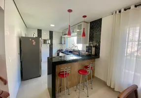 Foto 1 de Sobrado com 3 Quartos à venda, 180m² em Setor Habitacional Vicente Pires, Brasília