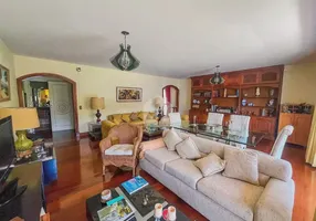 Foto 1 de Apartamento com 4 Quartos à venda, 253m² em Centro, Petrópolis