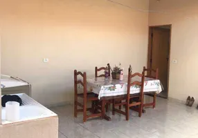 Foto 1 de Casa com 4 Quartos à venda, 170m² em Santa Luzia, Uberlândia