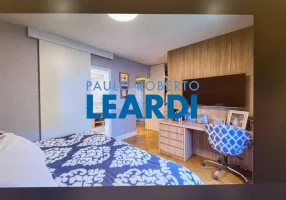 Foto 1 de Apartamento com 4 Quartos à venda, 192m² em Vila Madalena, São Paulo