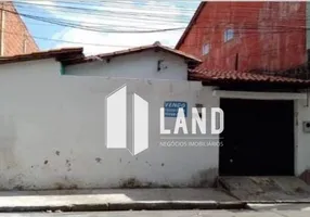 Foto 1 de Casa com 4 Quartos à venda, 162m² em Parque Piaui, Teresina