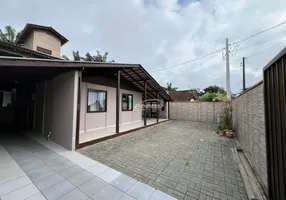 Foto 1 de Casa com 5 Quartos à venda, 257m² em Centro, Penha