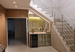 Foto 1 de Casa de Condomínio com 4 Quartos à venda, 180m² em Santa Cruz, Cuiabá