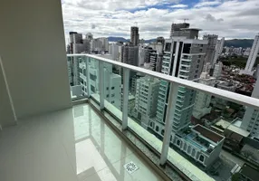 Foto 1 de Apartamento com 3 Quartos à venda, 162m² em Meia Praia, Itapema