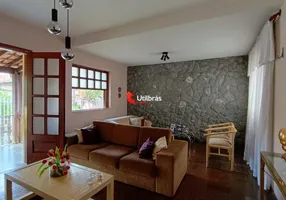 Foto 1 de Casa com 3 Quartos à venda, 194m² em Cachoeirinha, Belo Horizonte