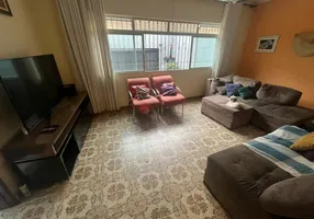 Foto 1 de Sobrado com 3 Quartos à venda, 300m² em Jardim Popular, São Paulo