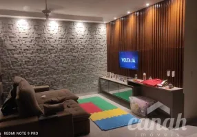 Foto 1 de Casa com 3 Quartos à venda, 360m² em Parque Residencial Cândido Portinari, Ribeirão Preto