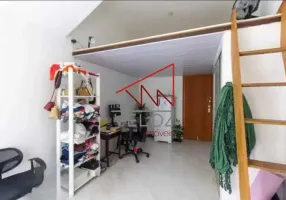 Foto 1 de Apartamento com 1 Quarto à venda, 32m² em Centro, Rio de Janeiro